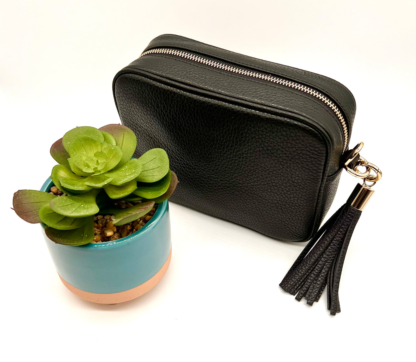 Zest Classic Hand Bag in Black